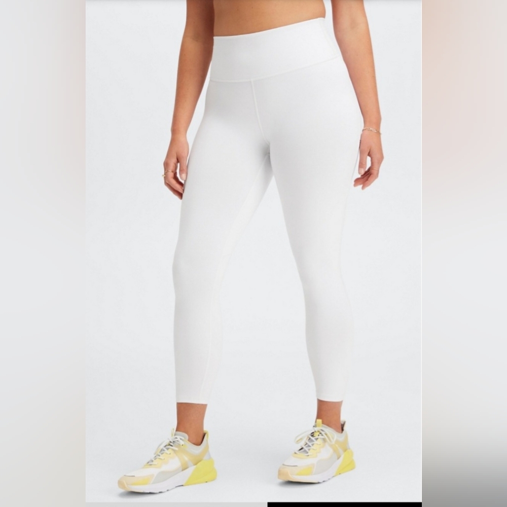 Fabletics Define PowerHold High-Waisted 7/8 Legging in Classic White